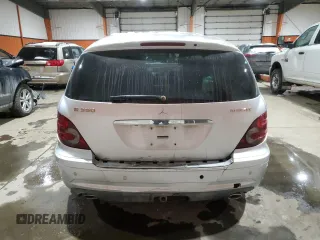 2010 Mercedes-Benz R-Class R 350 BlueTEC with VIN 4JGCB2FE0AA108471, listed as a Copart auction lot 87842015 with 185,516 mi miles and Salvage Title. Bid and sale history available at carsss.com. Image 6.