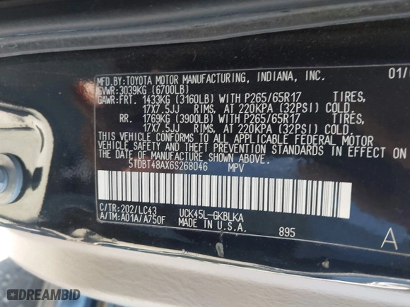 2006 Toyota Sequoia Limited with VIN 5TDBT48AX6S268046, listed as a IAAI auction lot 41880111 with 312,707 mi miles. Bid and sale history available at carsss.com. Image 9.