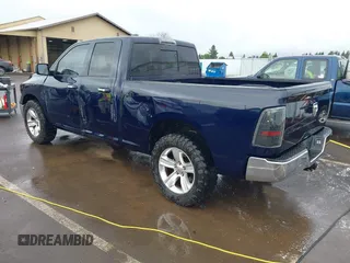 2015 Ram 1500 Outdoorsman z VIN 1C6RR7GT6FS508211, wystawiony jako IAAI lot #42044889 z przebiegiem 125 774 mil mil oraz . Historia ofert i sprzedaży dostępna na DreamBid. Obrazek 3.
