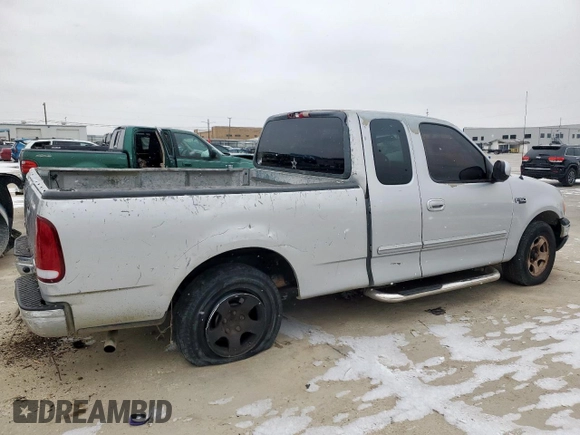 2001 Ford F-150 XL with VIN 1FTZX17261NB39280, listed as a Copart auction lot 44844365 with 180,313 mi miles and Clean title. Bid and sale history available at DreamBid. Image 3.