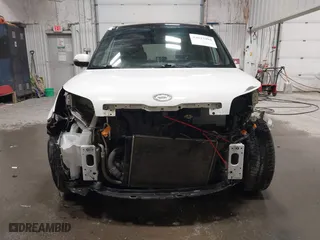 2015 Kia Soul ! with VIN KNDJX3A53F7184832, listed as a IAAI auction lot 42042994 with 72,216 mi miles. Bid and sale history available at carsss.com. Image 13.