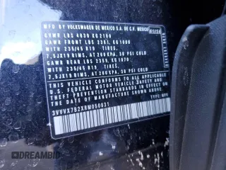 2024 Volkswagen Taos SE z VIN 3VVVX7B2XRM050831, wystawiony jako Copart lot #42519705 z przebiegiem 9 271 mil mil oraz Szkoda całkowita • Salvage title. Historia ofert i sprzedaży dostępna na DreamBid. Obrazek 14.