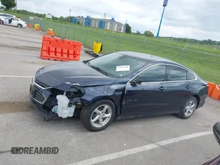 2016 Chevrolet Malibu LS z VIN 1G1ZB5ST9GF278692, wystawiony jako IAAI lot #42369208 z przebiegiem 148 195 mil mil oraz . Historia ofert i sprzedaży dostępna na DreamBid. Obrazek 14.