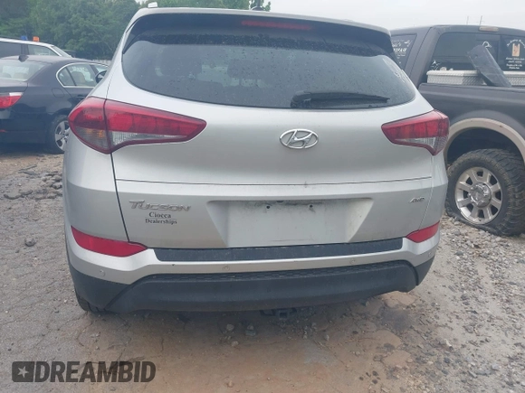 2017 Hyundai Tucson SE with VIN KM8J3CA44HU585714, listed as a IAAI auction lot 42097980 with 96,483 mi miles. Bid and sale history available at carsss.com. Image 6.