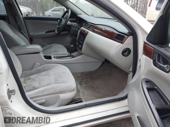 2008 Chevrolet Impala LT with VIN 2G1WC583581229523, listed as a IAAI auction lot 41700395 with 274,911 mi miles and . Bid and sale history available at DreamBid. Image 5.