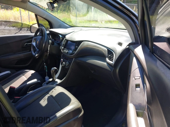 2020 Chevrolet Trax LT с VIN KL7CJLSB7LB062463, выставлен на аукционе IAAI как лот 42556672 с пробегом 71 888 миль миль и . История ставок и продаж доступна на DreamBid. Изображение 5.