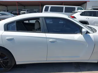 2011 Dodge Charger RT Plus with VIN 2B3CM5CT9BH591577, listed as a IAAI auction lot 41804275 with 126,750 mi miles. Bid and sale history available at carsss.com. Image 13.