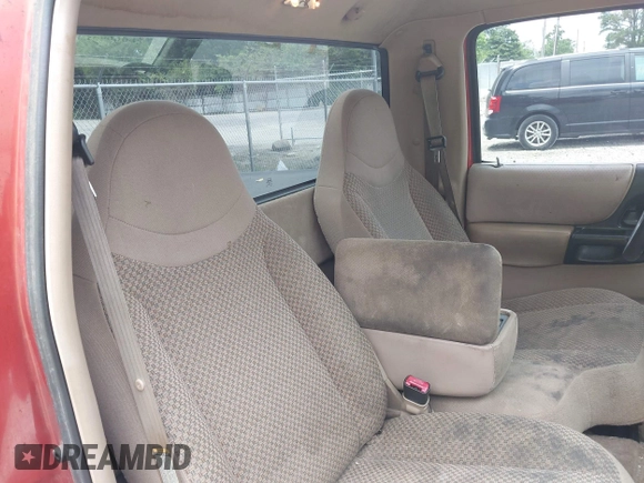 1999 Ford Ranger XL with VIN 1FTYR10C8XPA61560, listed as a IAAI auction lot 42683645 with 186,681 mi miles and . Bid and sale history available at DreamBid. Image 8.