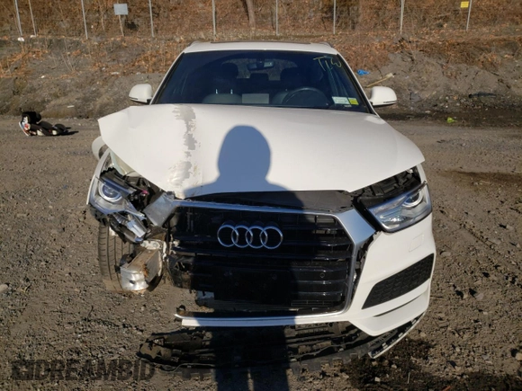 2018 Audi Q3 Premium with VIN WA1ECCFS8JR020768, listed as a Copart auction lot 45134973 with 42,221 mi miles. Bid and sale history available at carsss.com. Image 5.