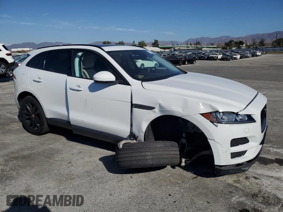 2019 Jaguar F-Pace 25t Prestige with VIN SADCK2FX4KA369159, listed as a Copart auction lot 81105554 with 73,755 mi miles and Salvage title. Bid and sale history available at DreamBid. Image 4.