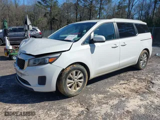 2016 Kia Sedona LX with VIN KNDMB5C15G6095661, listed as a IAAI auction lot 41745320 with 152,391 mi miles. Bid and sale history available at carsss.com. Image 17.