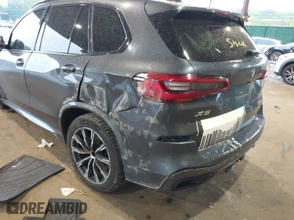 2019 BMW X5 xDrive40i with VIN 5UXCR6C59KLL06420, listed as a IAAI auction lot 42210761 with 86,252 mi miles and . Bid and sale history available at DreamBid. Image 6.
