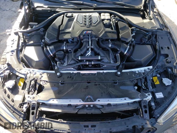 2022 BMW M8 Competition z VIN WBSDZ0C04NCJ11152, wystawiony jako Copart lot #82225924 z przebiegiem 4 285 mil mil oraz Szkoda całkowita • Salvage title. Historia ofert i sprzedaży dostępna na DreamBid. Obrazek 11.