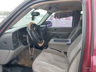 2006 Chevrolet Tahoe LS with VIN 1GNEC13V76R102143, listed as a IAAI auction lot 40343587 with 220,952 mi miles. Bid and sale history available at carsss.com. Image 5.