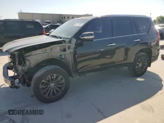 2022 Lexus GX with VIN JTJAM7BX8N5327247, listed as a Copart auction lot 53137425 with 64,521 mi miles and Salvage Title. Bid and sale history available at carsss.com. Image 1.