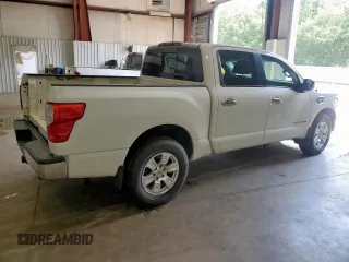 2017 Nissan Titan SV z VIN 1N6AA1EJ9HN569787, wystawiony jako Copart lot #59105715 z przebiegiem 116 332 mil mil oraz Czysty tytuł • Clean title. Historia ofert i sprzedaży dostępna na DreamBid. Obrazek 3.
