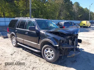 2005 Ford Expedition Special Service z VIN 1FMFU16555LA14579, wystawiony jako IAAI lot #40623956 z przebiegiem Nie podano mil oraz . Historia ofert i sprzedaży dostępna na DreamBid. Obrazek 1.