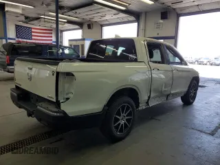 2019 Honda Ridgeline RTL with VIN 5FPYK3F52KB035040, listed as a Copart auction lot 58438815 with 35,635 mi miles and Salvage title. Bid and sale history available at DreamBid. Image 3.