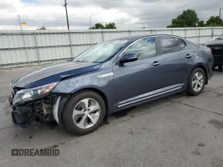 2014 Kia Optima LX with VIN KNAGM4AD7E5072011, listed as a Copart auction lot 61938205 with 132,521 mi miles and Salvage title. Bid and sale history available at DreamBid. Image 1.