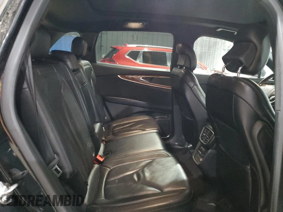 2016 Lincoln MKX Reserve with VIN 2LMTJ8LP4GBL60107, listed as a Copart auction lot 45212125 with 110,834 mi miles and Salvage Title. Bid and sale history available at DreamBid. Image 11.