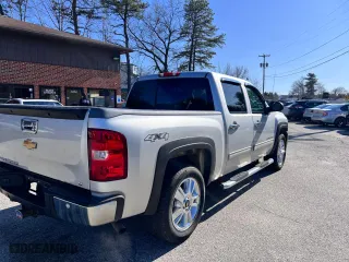 2012 Chevrolet Silverado 1500 LT with VIN 1GCPKSE75CF229091, listed as a Copart auction lot 52235895 with 162,549 mi miles and Clean Title. Bid and sale history available at carsss.com. Image 4.