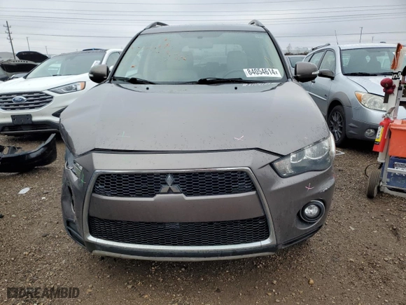 2011 Mitsubishi Outlander SE with VIN JA4AS3AW2BU016189, listed as a Copart auction lot 84054614 with 177,855 mi miles and Salvage Title. Bid and sale history available at carsss.com. Image 5.