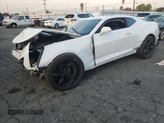 2023 Chevrolet Camaro 1LT z VIN 1G1FB1RS8P0160483, wystawiony jako Copart lot #83469404 z przebiegiem 12 166 mil mil oraz Czysty tytuł • Clean title. Historia ofert i sprzedaży dostępna na DreamBid. Obrazek 1.