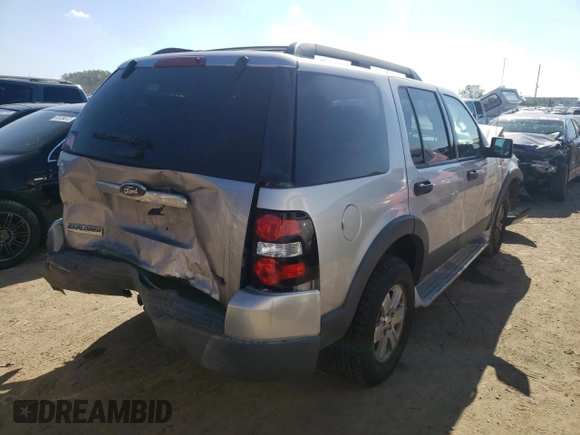 2006 Ford Explorer XLT with VIN 1FMEU63E96UA54432, listed as a Copart auction lot 59959085 with 121,486 mi miles and Non repairable. Bid and sale history available at DreamBid. Image 3.