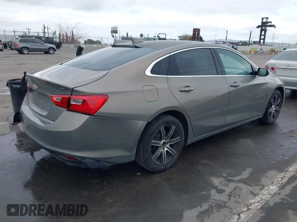 2017 Chevrolet Malibu LT with VIN 1G1ZE5STXHF215920, listed as a IAAI auction lot 42076644 with 122,276 mi miles and . Bid and sale history available at DreamBid. Image 4.