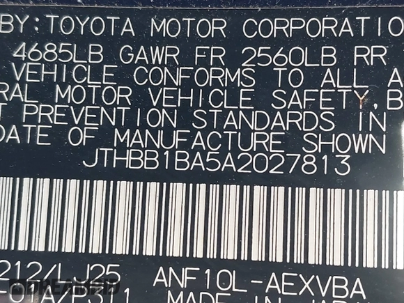 2010 Lexus HS 250h with VIN JTHBB1BA5A2027813, listed as a IAAI auction lot 42044072 with 147,818 mi miles. Bid and sale history available at carsss.com. Image 9.