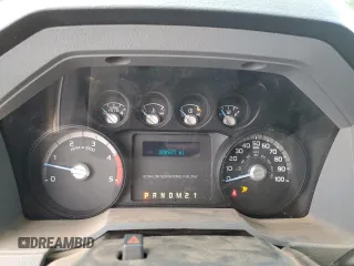 2013 Ford F-350 XL с VIN 1FT8W3DT7DEB17252, выставлен на аукционе Copart как лот 86815894 с пробегом 208 935 миль миль и Списание • Salvage title. История ставок и продаж доступна на DreamBid. Изображение 9.