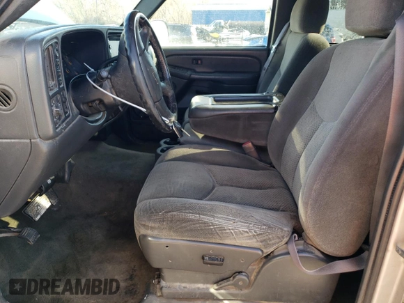 2005 Chevrolet Silverado 1500 LS z VIN 2GCEK19TX51227453, wystawiony jako Copart lot #43536435 z przebiegiem 200 795 mil mil oraz Czysty tytuł • Clean title. Historia ofert i sprzedaży dostępna na DreamBid. Obrazek 7.