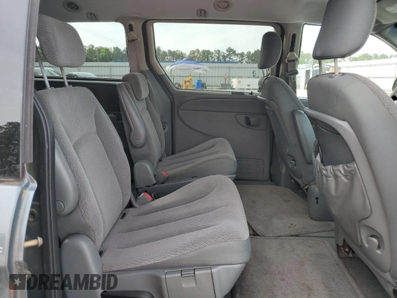 2006 Chrysler Town & Country LWB LX with VIN 2A4GP44R96R888850, listed as a Copart auction lot 79219044 with 323,180 mi miles and Non Repairable. Bid and sale history available at carsss.com. Image 12.