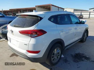 2018 Hyundai Tucson SEL with VIN KM8J3CA49JU743695, listed as a IAAI auction lot 41750675 with 109,045 mi miles. Bid and sale history available at carsss.com. Image 4.