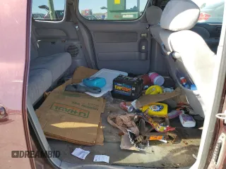 1998 Toyota Sienna LE with VIN 4T3ZF13C6WU021800, listed as a Copart auction lot 50575625 with 225,106 mi miles and Salvage Title. Bid and sale history available at DreamBid. Image 11.
