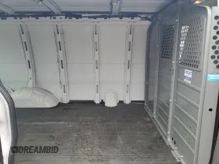 2022 Chevrolet Express Cargo с VIN 1GCWGAFPXN1217752, выставлен на аукционе Copart как лот 49950615 с пробегом 104 374 миль миль и Чистый • Clean title. История ставок и продаж доступна на DreamBid. Изображение 11.