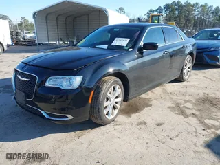 2018 Chrysler 300 Touring L with VIN 2C3CCARG4JH170454, listed as a IAAI auction lot 41597124 with NaN miles. Bid and sale history available at carsss.com. Image 17.