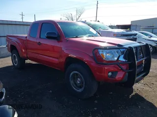 2013 Toyota Tacoma z VIN 5TFUX4EN3DX023374, wystawiony jako IAAI lot #41435256 z przebiegiem 78 687 mil mil oraz . Historia ofert i sprzedaży dostępna na DreamBid. Obrazek 1.