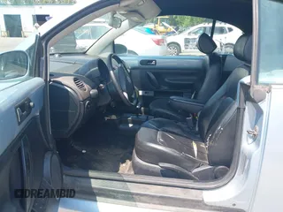 2010 Volkswagen Beetle Final Edition with VIN 3VWRW3AL2AM006913, listed as a IAAI auction lot 42745669 with 135,892 mi miles and . Bid and sale history available at DreamBid. Image 5.