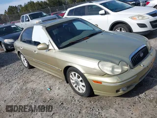 2002 Hyundai Sonata GLS with VIN KMHWF35HX2A506484, listed as a IAAI auction lot 41257939 with 280,153 mi miles. Bid and sale history available at carsss.com. Image 1.