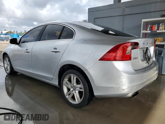 2015 Volvo S60 T5 Drive-E Premier с VIN YV140MFB7F1314727, выставлен на аукционе Copart как лот 84855544 с пробегом 128 854 миль миль и Списание • Salvage title. История ставок и продаж доступна на DreamBid. Изображение 2.