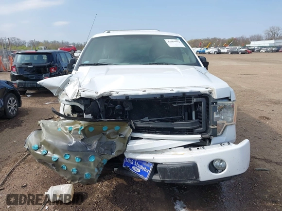 2013 Ford F-150 XL with VIN 1FTFX1CF6DKD40601, listed as a IAAI auction lot 42065912 with 181,788 mi miles and . Bid and sale history available at carsss.com. Image 12.