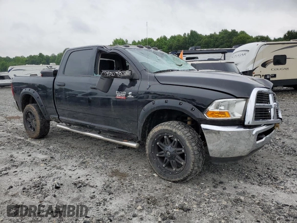 2012 Ram 2500 ST z VIN 3C6UD5CL3CG142567, wystawiony jako Copart lot #59336035 z przebiegiem 284 272 mil mil oraz Szkoda całkowita • Salvage title. Historia ofert i sprzedaży dostępna na DreamBid. Obrazek 4.