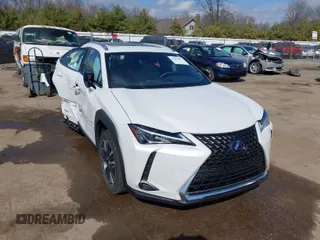 2021 Lexus UX with VIN JTHP9JBH0M2039502, listed as a IAAI auction lot 41868672 with 17,496 mi miles. Bid and sale history available at carsss.com. Image 1.