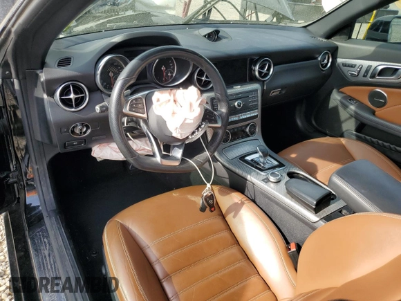 2018 Mercedes-Benz SLC 300 с VIN WDDPK3JA1JF156084, выставлен на аукционе Copart как лот 54167855 с пробегом 45 036 миль миль и Списание • Salvage title. История ставок и продаж доступна на DreamBid. Изображение 8.