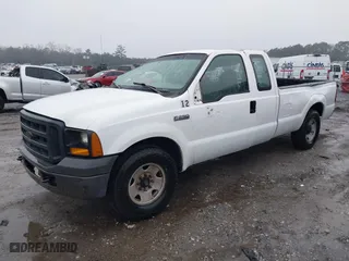 2006 Ford Super Duty F-250 XL with VIN 1FTSX20596EB76276, listed as a IAAI auction lot 41385919 with 381,249 mi miles. Bid and sale history available at carsss.com. Image 16.