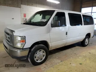 2008 Ford Econoline Passenger XL with VIN 1FBNE31L08DA49824, listed as a Copart auction lot 88313115 with 154,440 mi miles and Salvage Title. Bid and sale history available at carsss.com. Image 1.
