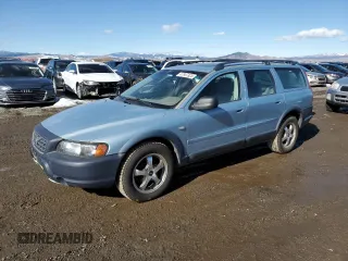 2001 Volvo V70 with VIN YV1SZ58D511023167, listed as a Copart auction lot 47957325 with 178,055 mi miles and Clean Title. Bid and sale history available at carsss.com. Image 1.