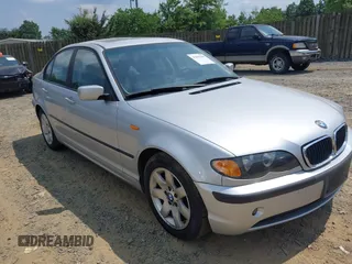 2002 BMW 3 Series 325i with VIN WBAEV33402KL72398, listed as a IAAI auction lot 42596344 with 90,885 mi miles and . Bid and sale history available at DreamBid. Image 1.
