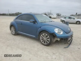 2018 Volkswagen Beetle SE with VIN 3VWJD7AT4JM701629, listed as a Copart auction lot 44394785 with 181,452 mi miles and Salvage Title. Bid and sale history available at carsss.com. Image 4.
